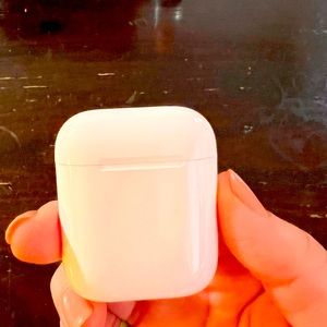 Apple lightning charging case